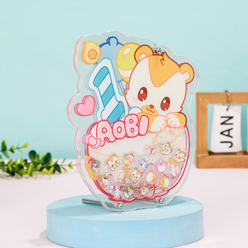 Acrylic standees là gì và tại sao chúng lại nổi tiếng như vậy?